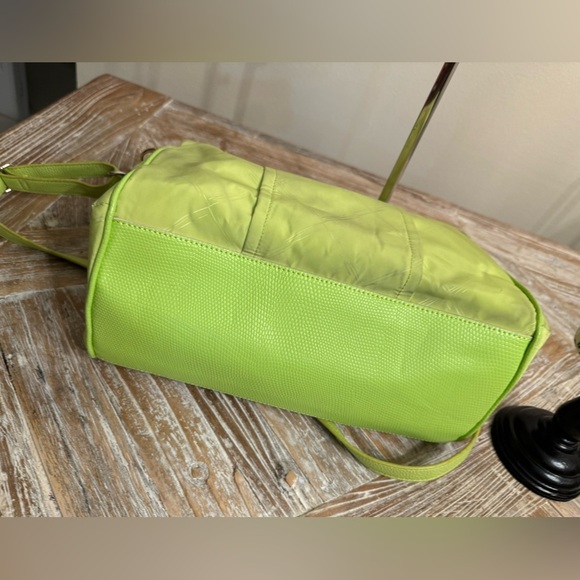 Vera Bradley Lime Green poly satchel crossbody purse Bundle with Vera Blouse - Picture 8 of 14